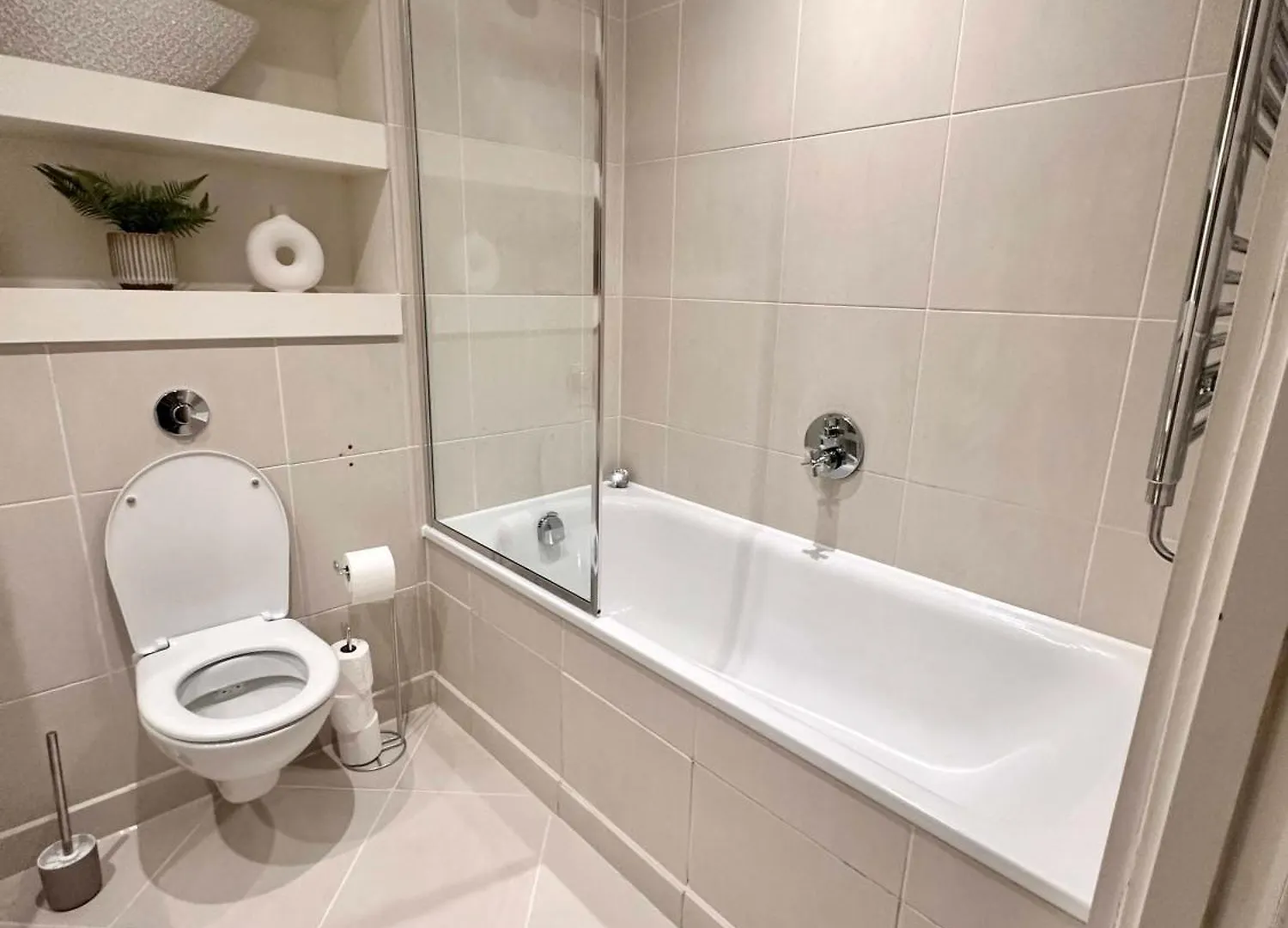New Two Bedroom Apartment With Balcony London